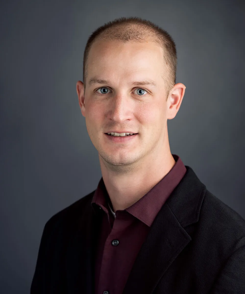 Daniel Oleson headshot